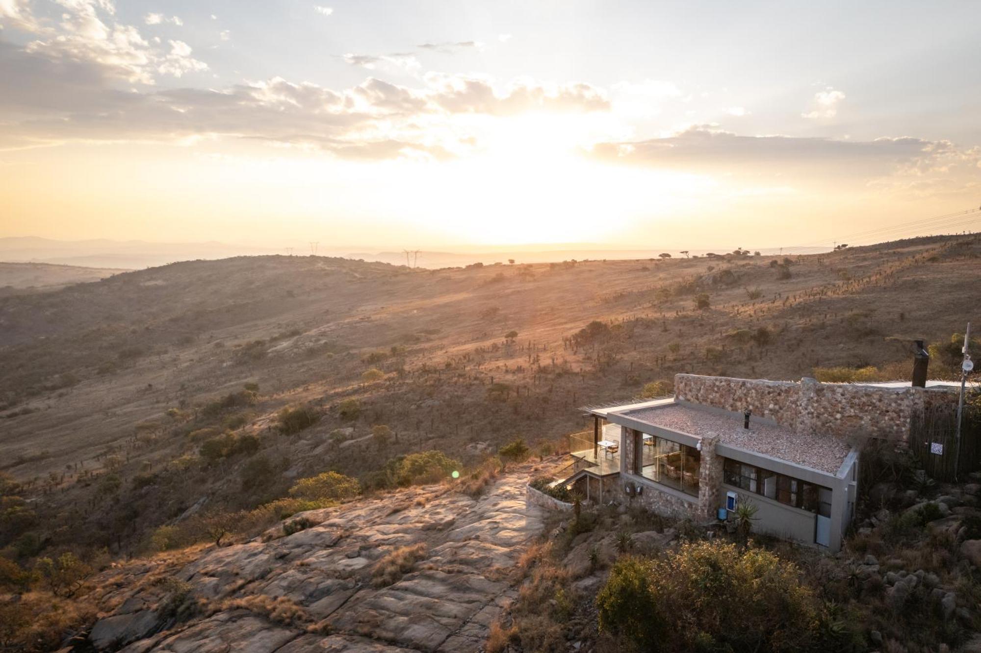 Zulu Rock Lodge - Babanango Game Reserve Ulundi Exterior foto