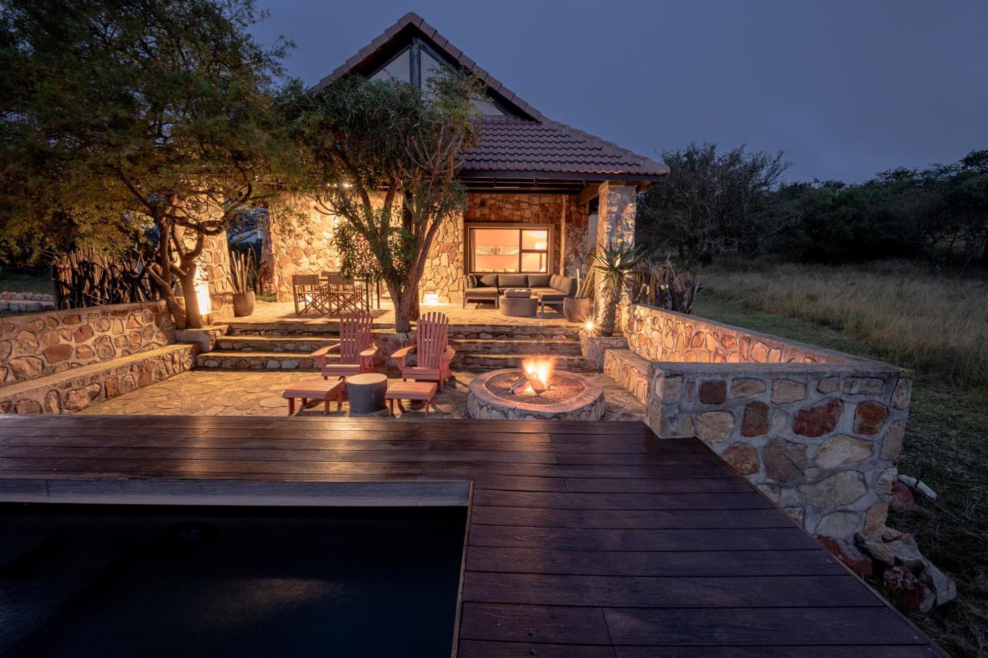 Zulu Rock Lodge - Babanango Game Reserve Ulundi Exterior foto